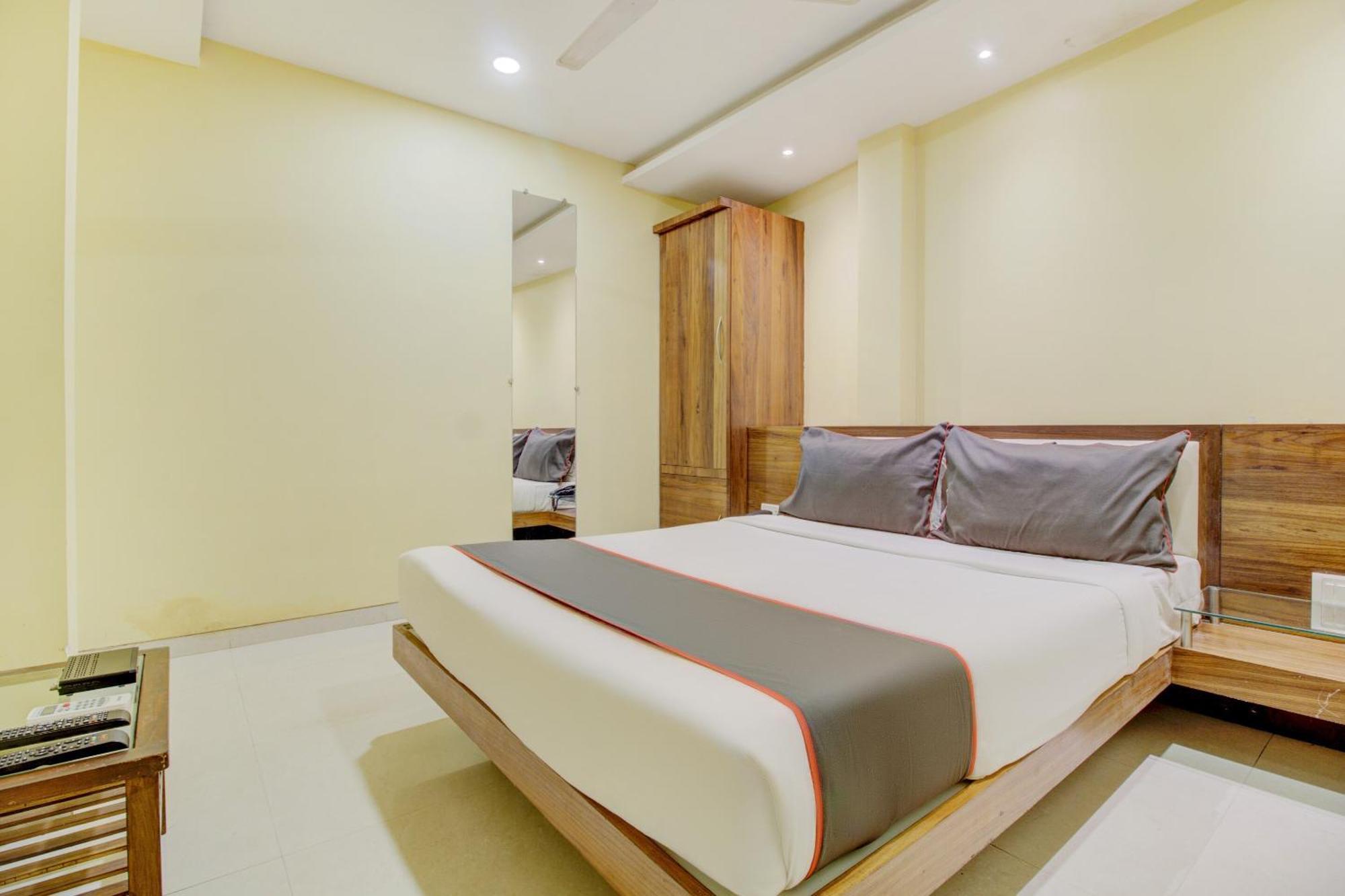Hotel O Address Inn Mumbai Exterior photo